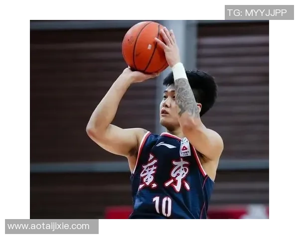 广州篮球队区域防守分析：优劣势及改进方向探讨