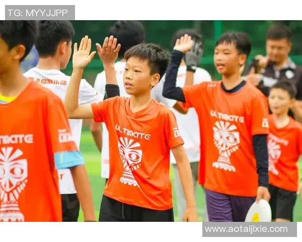 深圳飞盘队包夹战术分析与比赛表现的得失总结 深圳飞盘队包夹战术分析与比赛表现的得失总结