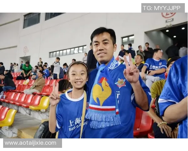 上海申鑫迎战深圳队全力争胜期待精彩对决与球迷共庆足球盛宴 上海申鑫迎战深圳队全力争胜期待精彩对决与球迷共庆足球盛宴