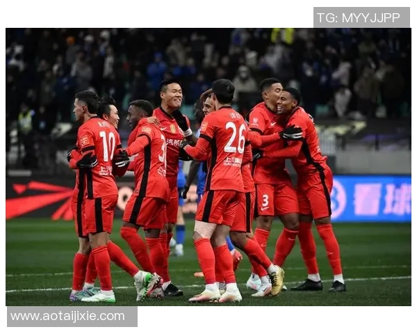 中国国家足球队迎战威尔士队激情对决展现实力与风采 中国国家足球队迎战威尔士队激情对决展现实力与风采